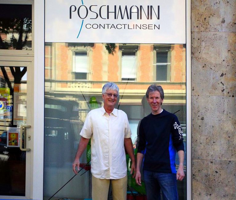 Donación de Poschmann Contactlinsen a Los Fundadores El Salvador